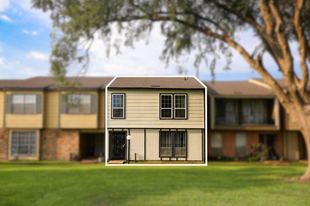 6354 Creekbend Drive 104, Houston, TX 77096