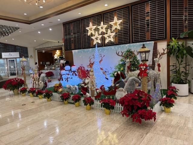 999 Brickell Bay Dr 206, Miami, FL 33131