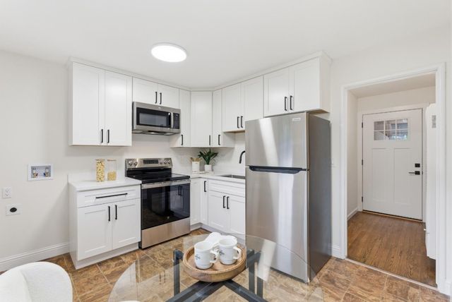 430 - 432 Waddington Avenue, Sunnyvale, CA 94085