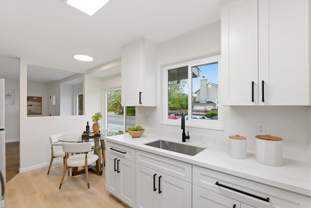 430 - 432 Waddington Avenue, Sunnyvale, CA 94085