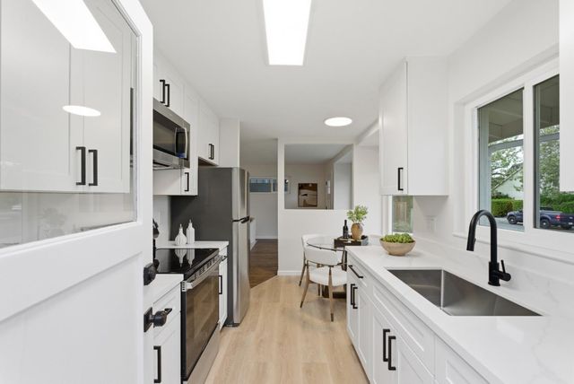 430 - 432 Waddington Avenue, Sunnyvale, CA 94085