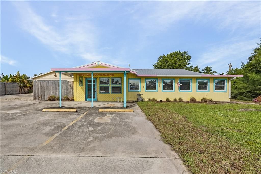 3269 Stringfellow RD, ST. JAMES CITY, FL 33956 — exterior