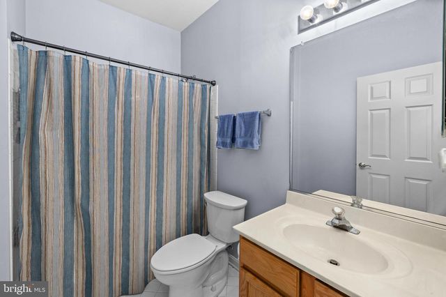 11208 SILVERSMITH LN, Fredericksburg, VA 22407