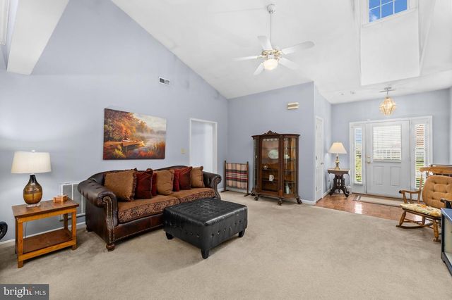 11208 SILVERSMITH LN, Fredericksburg, VA 22407