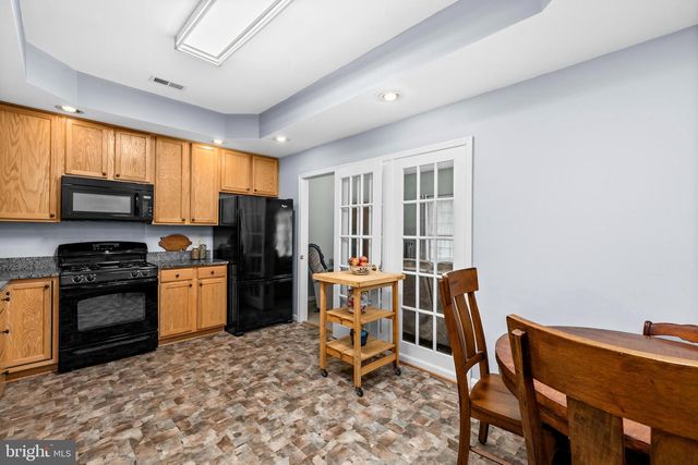 11208 SILVERSMITH LN, Fredericksburg, VA 22407