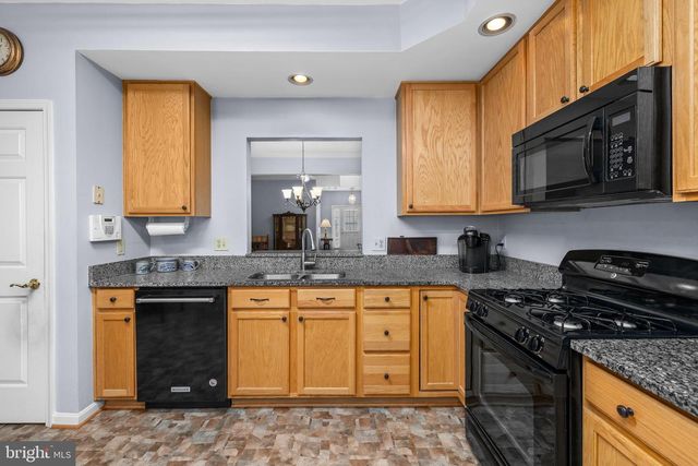 11208 SILVERSMITH LN, Fredericksburg, VA 22407