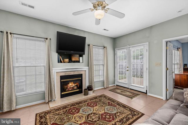 11208 SILVERSMITH LN, Fredericksburg, VA 22407