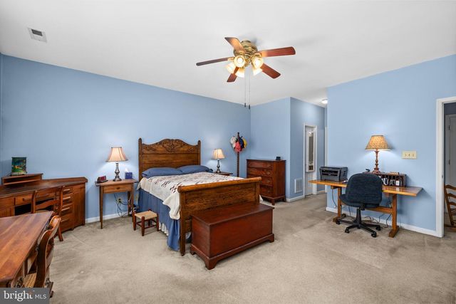 11208 SILVERSMITH LN, Fredericksburg, VA 22407