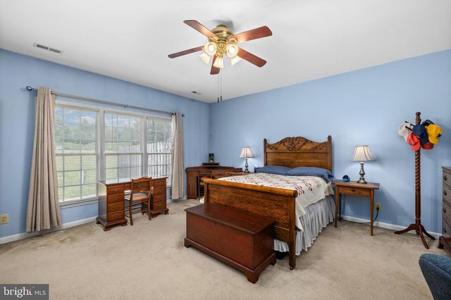 11208 SILVERSMITH LN, Fredericksburg, VA 22407