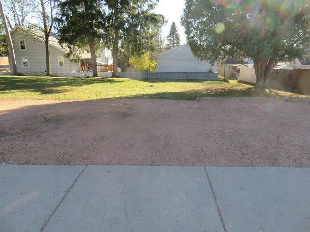 828 N 1ST AVENUE, Wausau, WI 54401