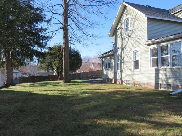828 N 1ST AVENUE, Wausau, WI 54401