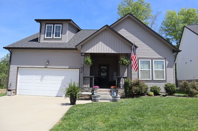 1079 Eagles View Dr, Clarksville, TN 37040