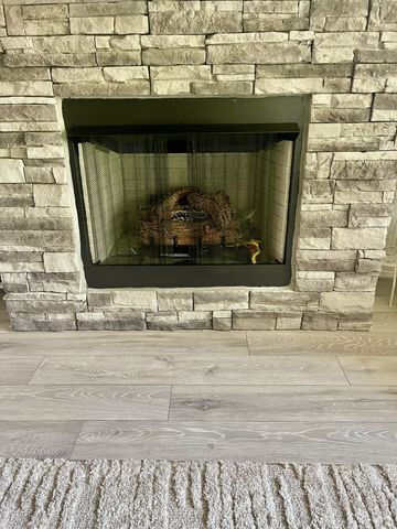 1079 Eagles View Dr, Clarksville, TN 37040