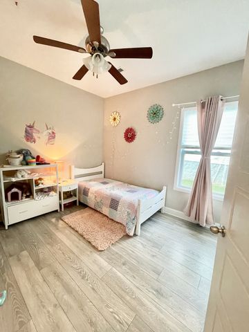 1079 Eagles View Dr, Clarksville, TN 37040