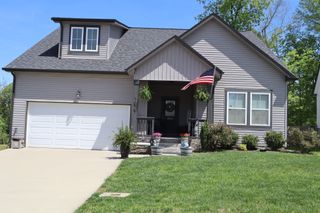 1079 Eagles View Dr, Clarksville, TN 37040