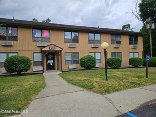 105 Lake Hill Rd STE 1, Ballston, NY 12027