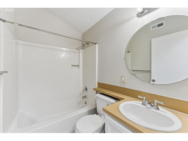 1297 Sw 209TH Ave, Beaverton, OR 97003