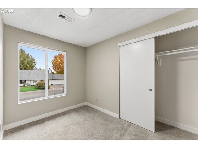 1297 Sw 209TH Ave, Beaverton, OR 97003