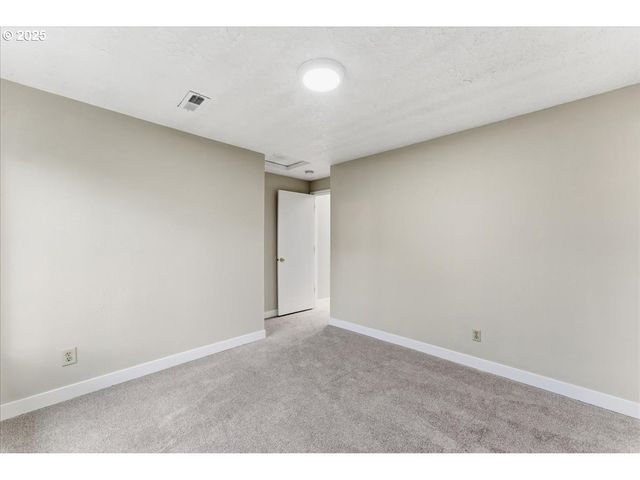 1297 Sw 209TH Ave, Beaverton, OR 97003