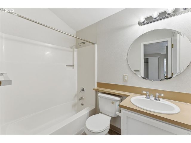 1297 Sw 209TH Ave, Beaverton, OR 97003