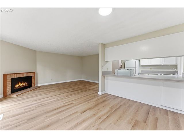 1297 Sw 209TH Ave, Beaverton, OR 97003