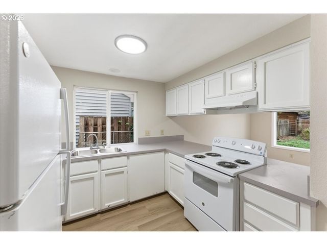 1297 Sw 209TH Ave, Beaverton, OR 97003