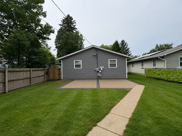 3217 Gabriel Avenue, Zion, IL 60099