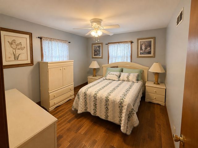 3217 Gabriel Avenue, Zion, IL 60099