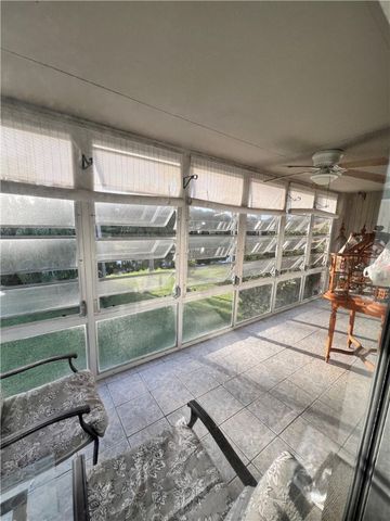 2 Vista Gardens Trail 202, Vero Beach, FL 32962