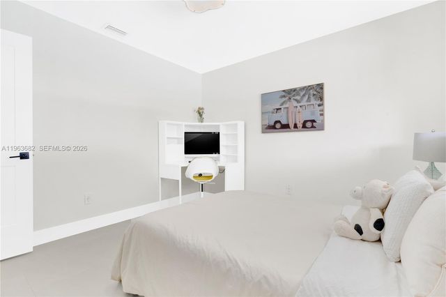 21405 SW 97th Pl, Cutler Bay, FL 33189