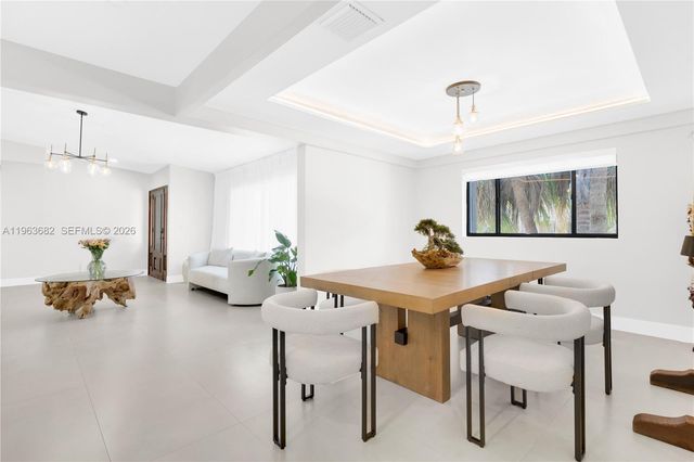 21405 SW 97th Pl, Cutler Bay, FL 33189