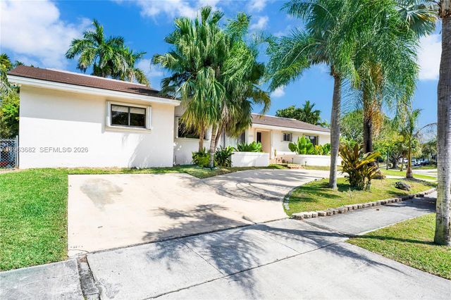 21405 SW 97th Pl, Cutler Bay, FL 33189