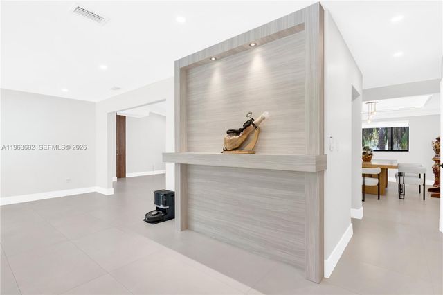 21405 SW 97th Pl, Cutler Bay, FL 33189