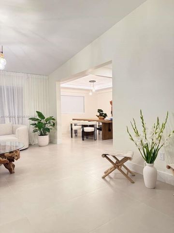 21405 SW 97th Pl, Cutler Bay, FL 33189