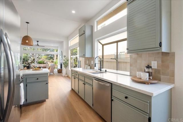 1129 Brioso Court, Vista, CA 92081