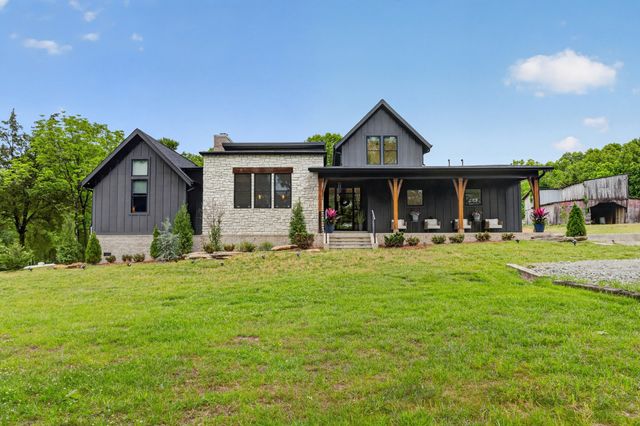 9168 Patterson Rd, Rockvale, TN 37153