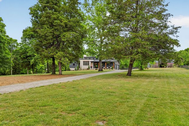 9168 Patterson Rd, Rockvale, TN 37153