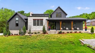 9168 Patterson Rd, Rockvale, TN 37153