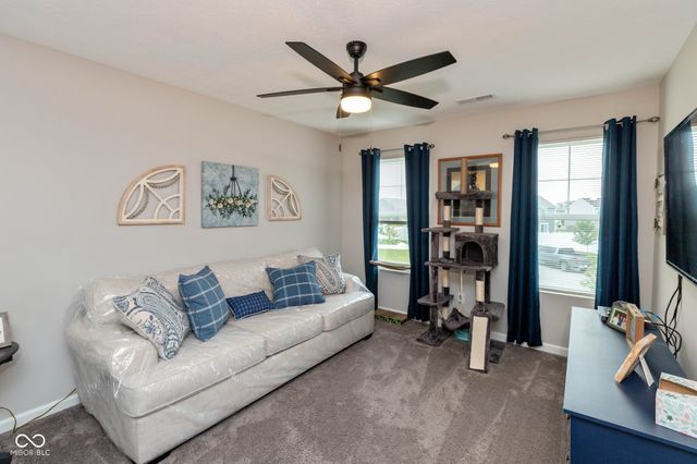 910 Borealis Drive, Franklin, IN 46131
