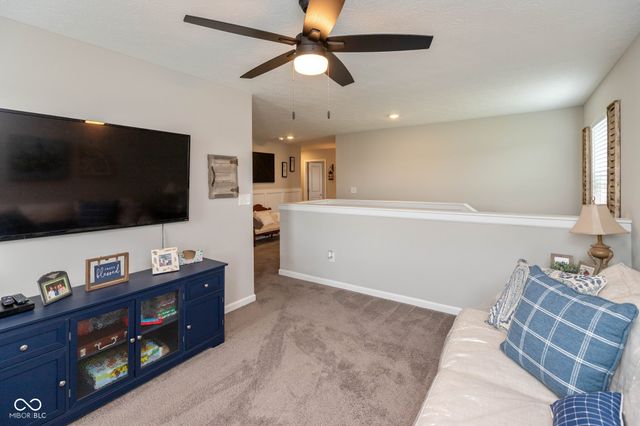 910 Borealis Drive, Franklin, IN 46131
