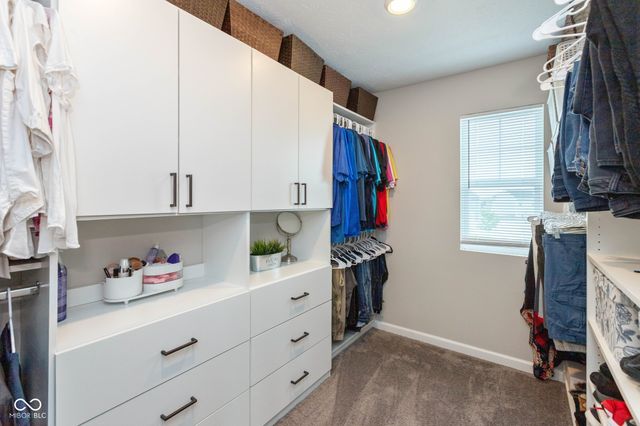 910 Borealis Drive, Franklin, IN 46131