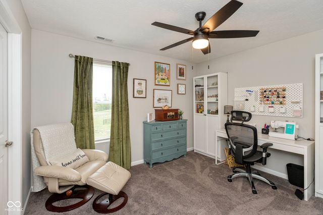 910 Borealis Drive, Franklin, IN 46131