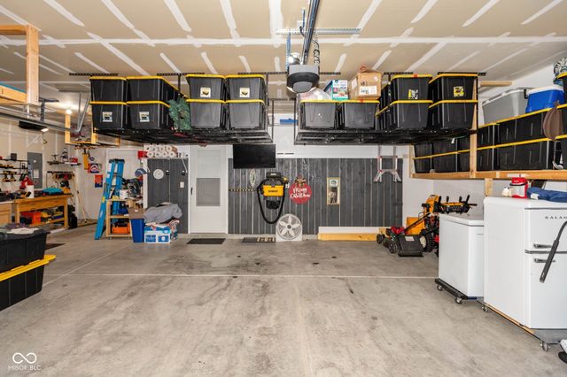 910 Borealis Drive, Franklin, IN 46131