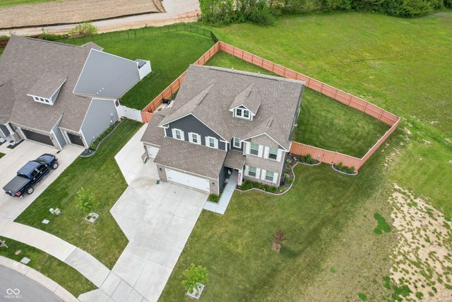 910 Borealis Drive, Franklin, IN 46131