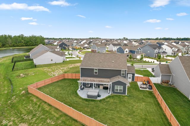 910 Borealis Drive, Franklin, IN 46131