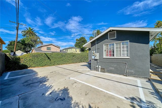 3011 W View, Los Angeles, CA 90016