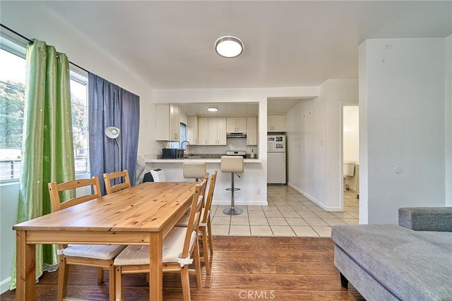 3011 W View, Los Angeles, CA 90016