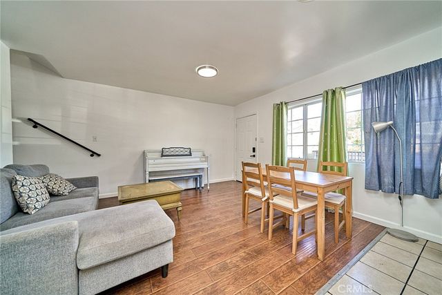 3011 W View, Los Angeles, CA 90016