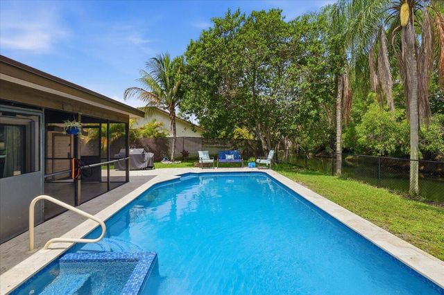 7041 NW 23RD Street, Margate, FL 33063