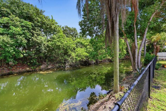 7041 NW 23RD Street, Margate, FL 33063